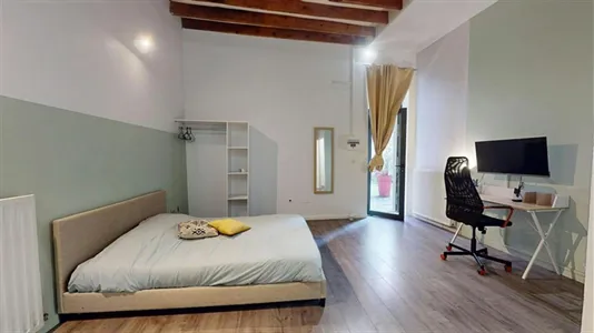 Rooms in Lyon - photo 2