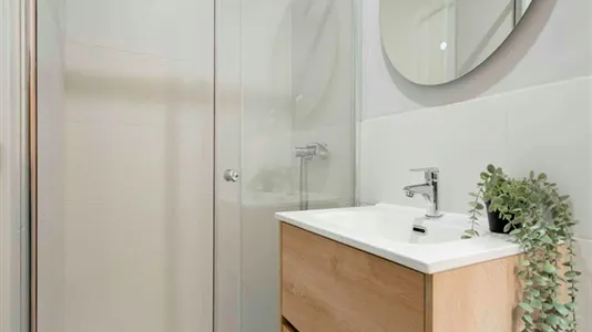 Rooms in Madrid Chamberí - photo 9