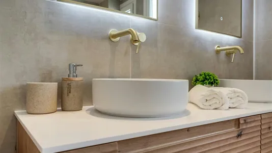 Rooms in Torremolinos - photo 8