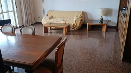 Rooms in Milano Zona 5 - Vigentino, Chiaravalle, Gratosoglio - photo 3