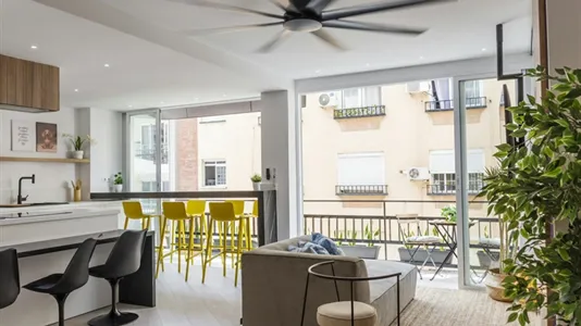 Rooms in Málaga - photo 7