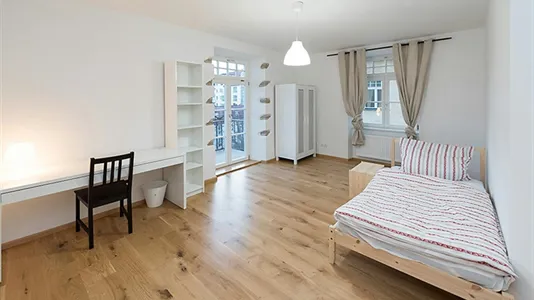 Rooms in Location is not specified - photo 1