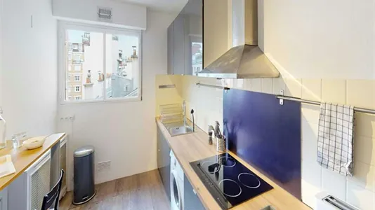 Rooms in Paris 17ème arrondissement - photo 5