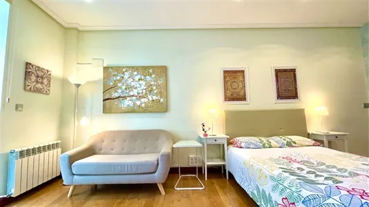 Rooms in Bilbao - photo 4