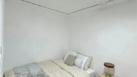 Rooms in Mislata - photo 1