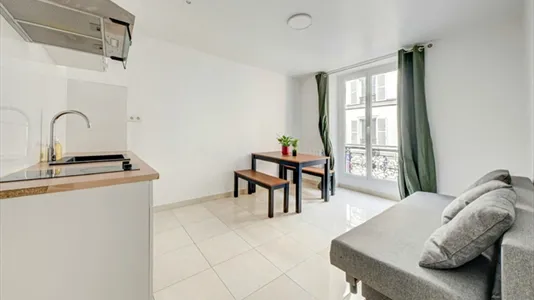 Apartments in Paris 17ème arrondissement - photo 2