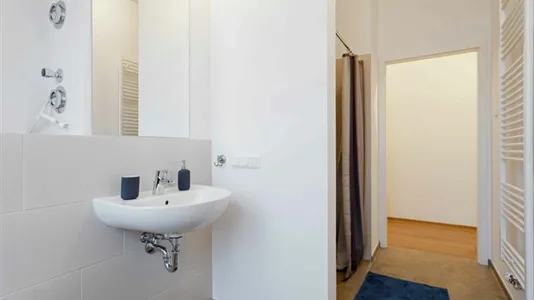 Rooms in Berlin Mitte - photo 8