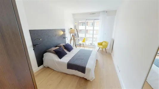 Rooms in Paris 15ème arrondissement - photo 2