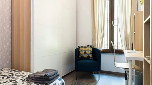 Rooms in Milano Zona 5 - Vigentino, Chiaravalle, Gratosoglio - photo 2