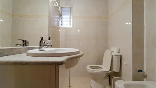 Rooms in El Cerezo - photo 10