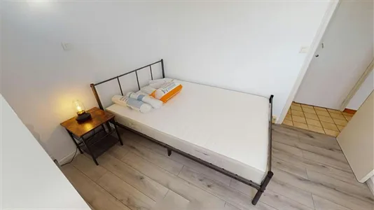 Rooms in Grenoble - photo 3