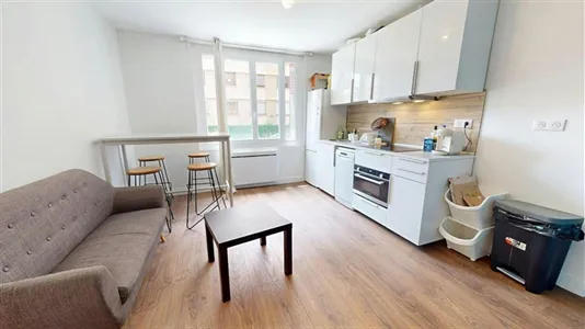 Rooms in Lyon - photo 5