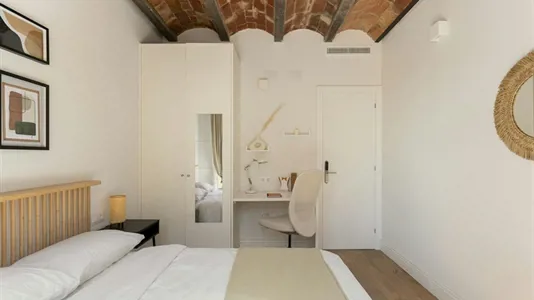Rooms in Barcelona Les Corts - photo 3