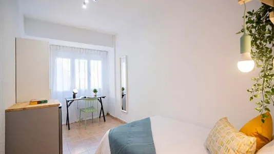 Rooms in Madrid Tetuán - photo 10