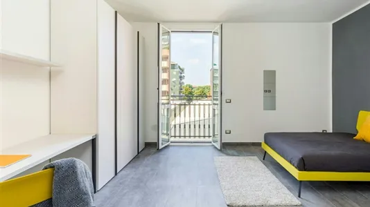 Rooms in Milano Zona 2 - Stazione Centrale, Gorla, Turro, Greco, Crescenzago - photo 8