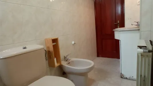 Rooms in Madrid Ciudad Lineal - photo 7