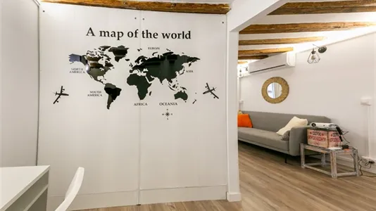 Apartments in Barcelona Ciutat Vella - photo 6