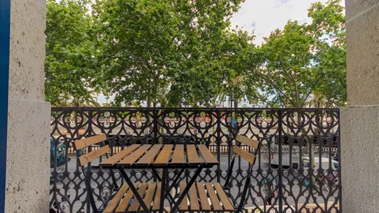 Rooms in Barcelona Ciutat Vella - photo 4