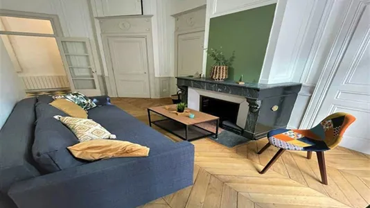 Rooms in Lyon - photo 2
