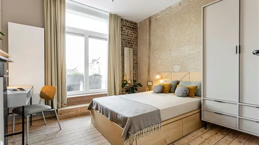 Rooms in Brussels Schaarbeek - photo 1