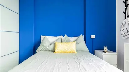 Room for rent in Milano Zona 9 - Porta Garibaldi, Niguarda, Milan