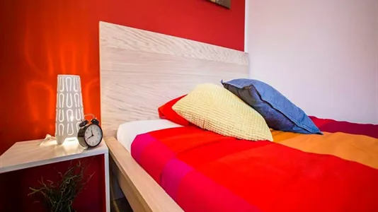 Rooms in Milano Zona 8 - Fiera, Gallaratese, Quarto Oggiaro - photo 7