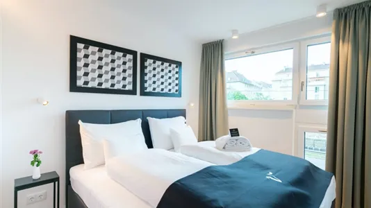 Apartments in Vienna Hietzing - photo 4