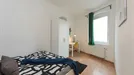 Room for rent, Berlin, &lt;span class=&quot;blurred street&quot; onclick=&quot;ProcessAdRequest(14219563)&quot;&gt;&lt;span class=&quot;hint&quot;&gt;See streetname&lt;/span&gt;[xxxxxxxxxxxxx]&lt;/span&gt;