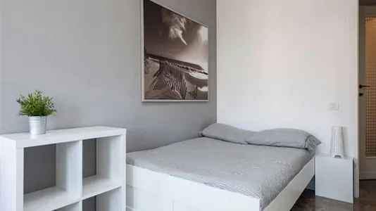 Rooms in Roma Municipio VII – Appio-Latino/Tuscolano/Cinecittà - photo 6