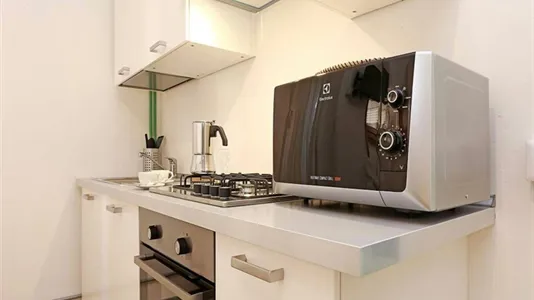 Rooms in Roma Municipio XIV – Monte Mario - photo 8