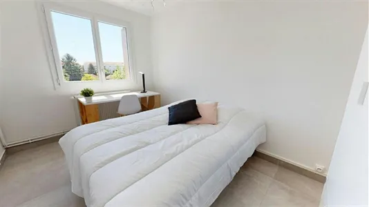Rooms in Lyon - photo 1