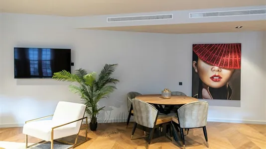 Apartments in Barcelona Ciutat Vella - photo 4