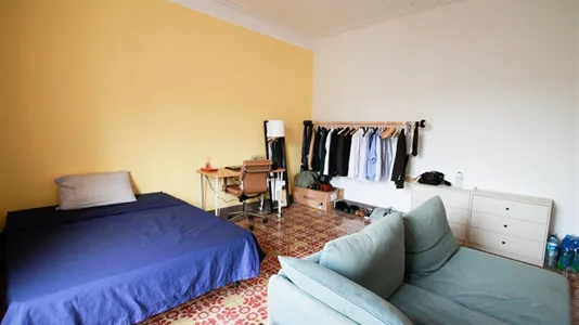 Rooms in Barcelona Eixample - photo 5