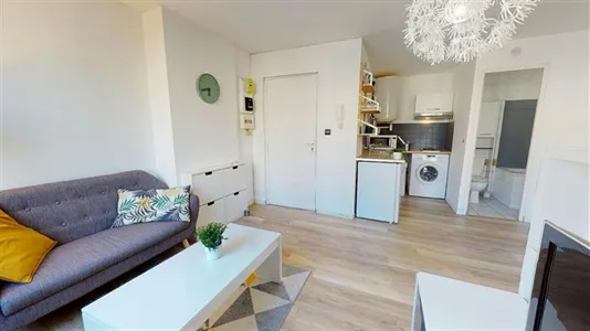 Apartments in Lyon - photo 7