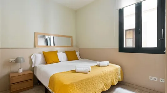 Apartments in Barcelona Ciutat Vella - photo 8