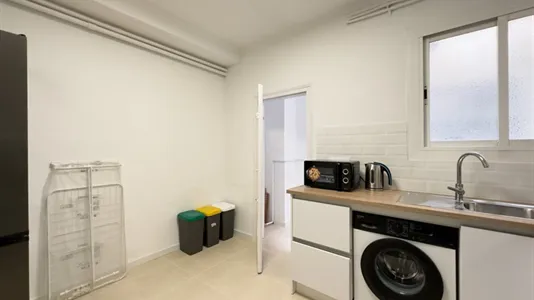 Rooms in Barcelona Les Corts - photo 7