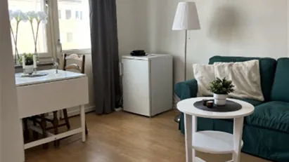 Sala - 1rok - 11mån - 6.584kr/mån