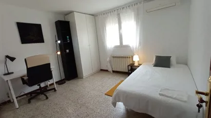 Room for rent in Madrid Ciudad Lineal, Madrid