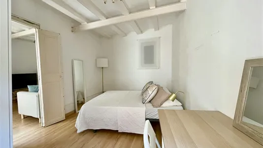 Apartments in Barcelona Ciutat Vella - photo 6