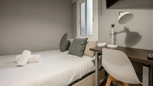 Rooms in Barcelona Sant Andreu - photo 5