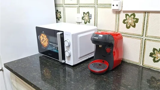 Rooms in Barcelona Sants-Montjuïc - photo 9