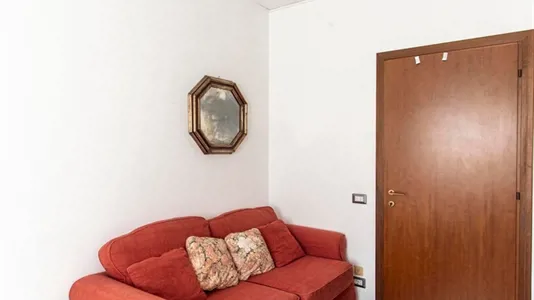 Rooms in Roma Municipio IX – EUR - photo 3