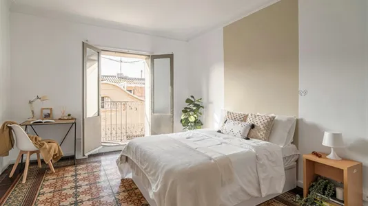 Rooms in Barcelona Ciutat Vella - photo 5