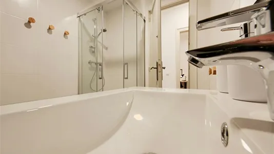 Rooms in Barcelona Sarrià-St. Gervasi - photo 8