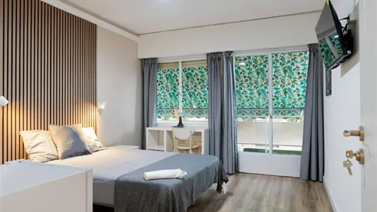Rooms in Madrid Ciudad Lineal - photo 1