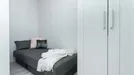 Room for rent, Warsaw, &lt;span class=&quot;blurred street&quot; onclick=&quot;ProcessAdRequest(7742800)&quot;&gt;&lt;span class=&quot;hint&quot;&gt;See streetname&lt;/span&gt;[xxxxxxxxxxxxx]&lt;/span&gt;
