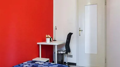 Room for rent in Milano Zona 6 - Barona, Lorenteggio, Milan