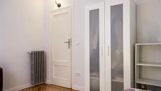 Rooms in Madrid Chamberí - photo 4