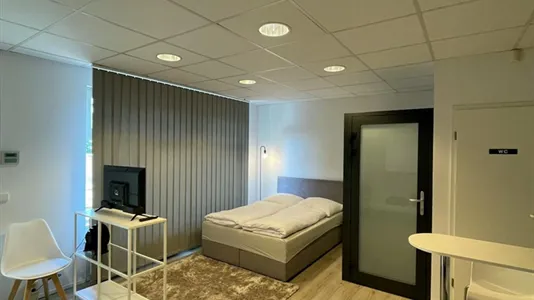 Apartments in Berlin Marzahn-Hellersdorf - photo 4