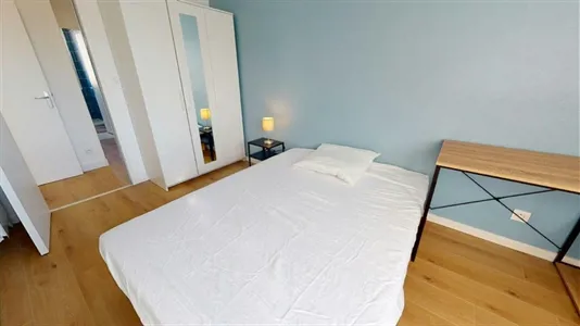 Rooms in Clermont-Ferrand - photo 2